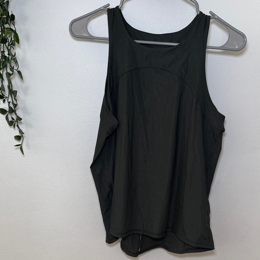 Spanx green Sleeveless Women's Top with open lower back size S
